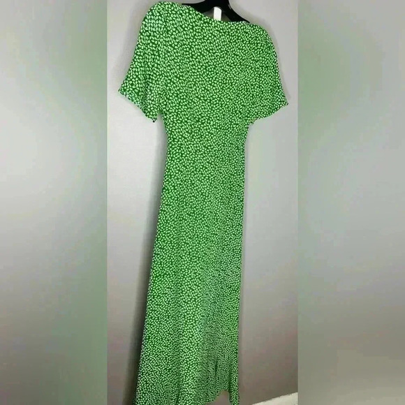 ❤️Socialite NWT Maxi Flutter Floral Print green dress size X-small - Picture 6 of 6